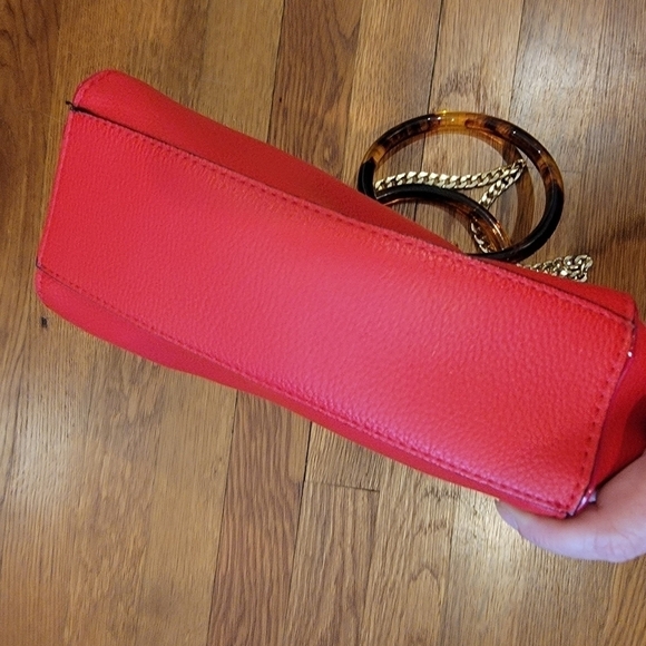Gianni Bini Red Vegan Leather Purse Tortoise Ring Handles and Chain strap - Picture 12 of 16